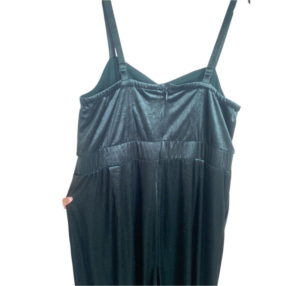 Torrid Wideleg Metallic Velvet Spaghetti Strap Partywear Jumpsuit Sz 14 Holiday - Picture 5 of 9